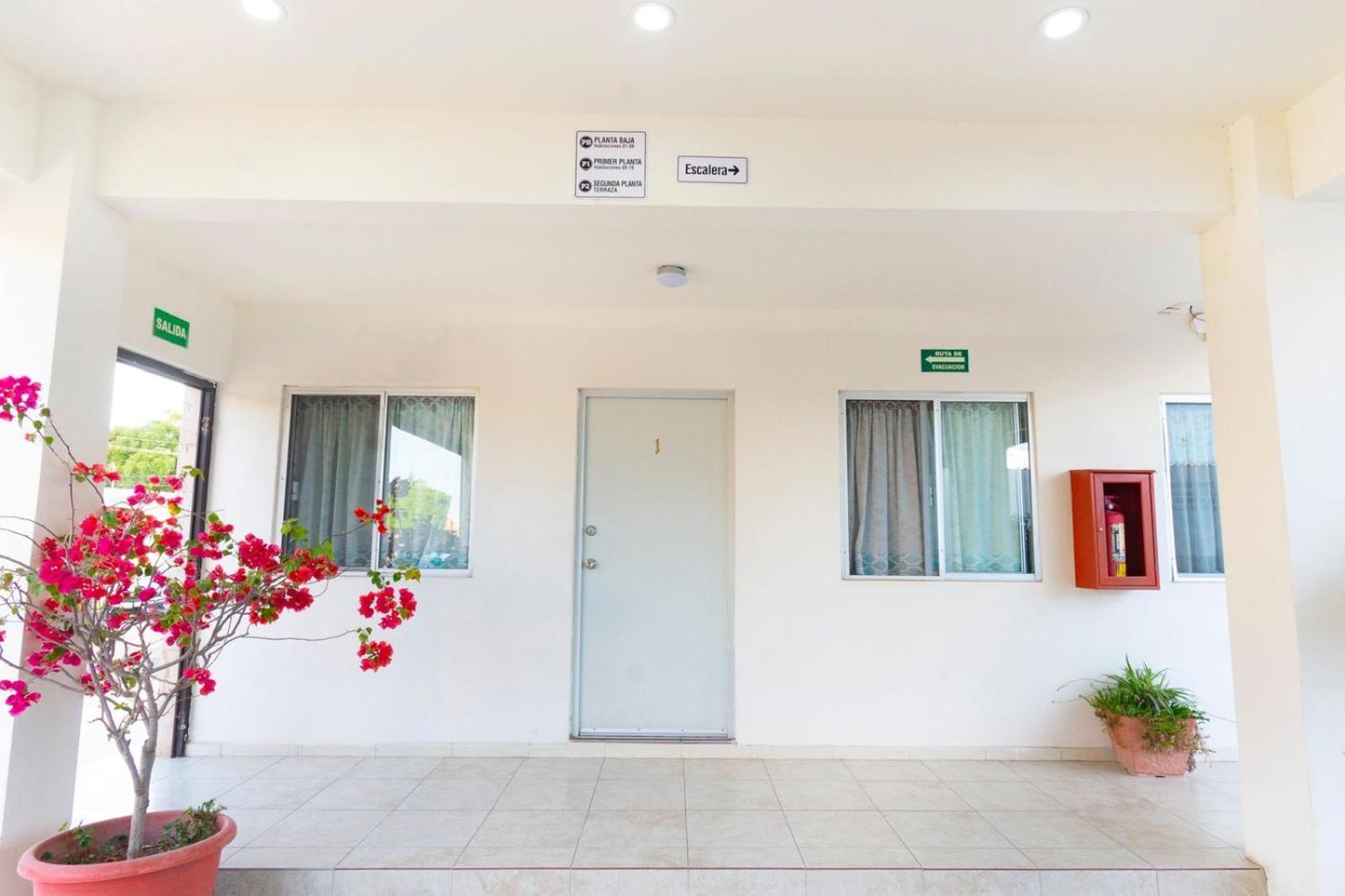 Hotel Napoles Ciudad Obregón Exteriör bild
